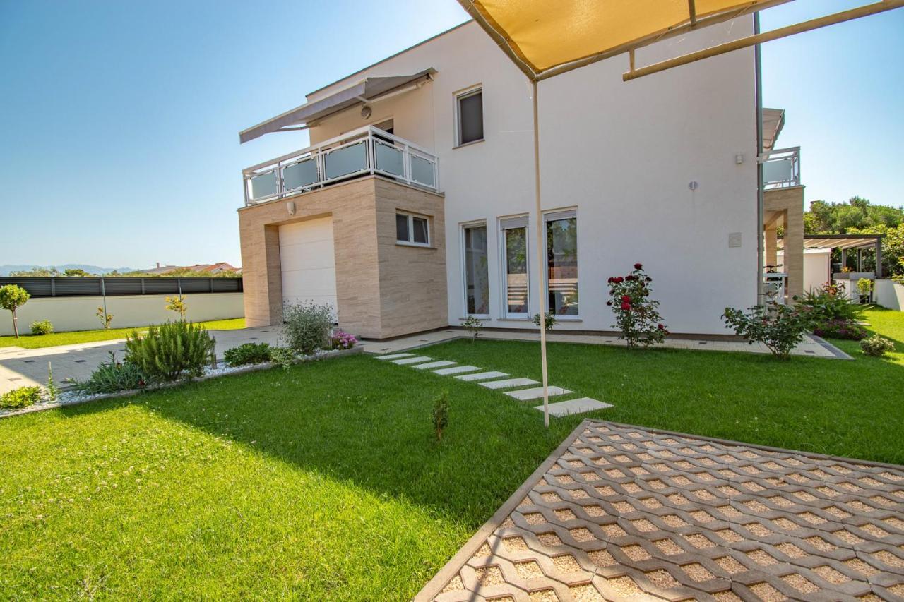 ויר Villa Wiena מראה חיצוני תמונה